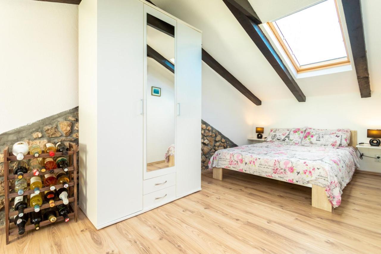 Holiday Home Casa Bianca Malinska Εξωτερικό φωτογραφία
